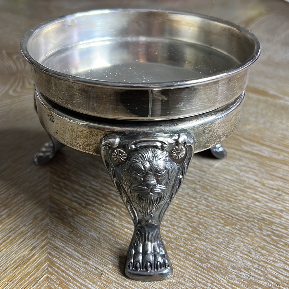 FINE EDWARDIAN Silver Revolving Serving Stand for Bowl with Lion Leg Claw